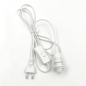Portalampada in plastica di alta qualità E27 E14 in ottone porcellanato Base portalampada LED terminale Portalampada a soffitto
