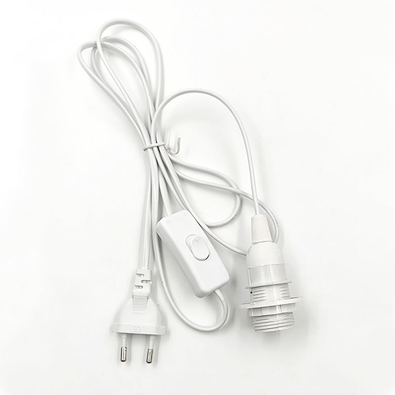 Portalampada in plastica di alta qualità E27 E14 in ottone porcellanato Base portalampada LED terminale Portalampada a soffitto