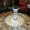 La lampada da tavolo in cristallo acrilico RGB offre un'atmosfera creativa, una piccola lampada da notte decorativa, una lampada da tavolo ricaricabile