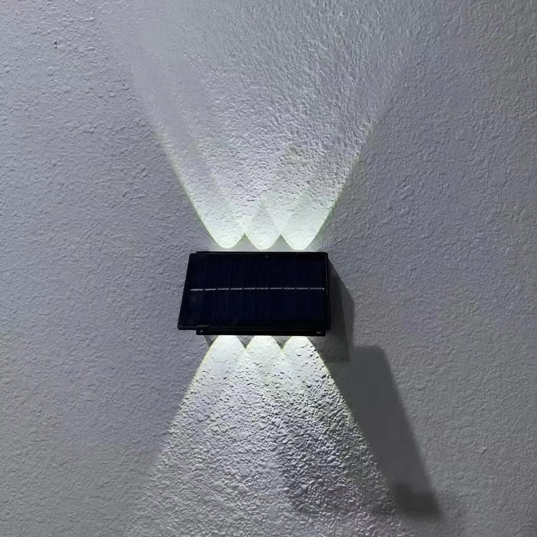 Outdoor Solar Powered Wall Telecomando Lampione stradale Lampade solari Dark Sensation Portico Strada Garage Giardino 3 modalità di movimento