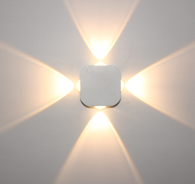 Lampada da parete a LED da esterno 4W su e giù in alluminio Applique da parete da giardino a LED