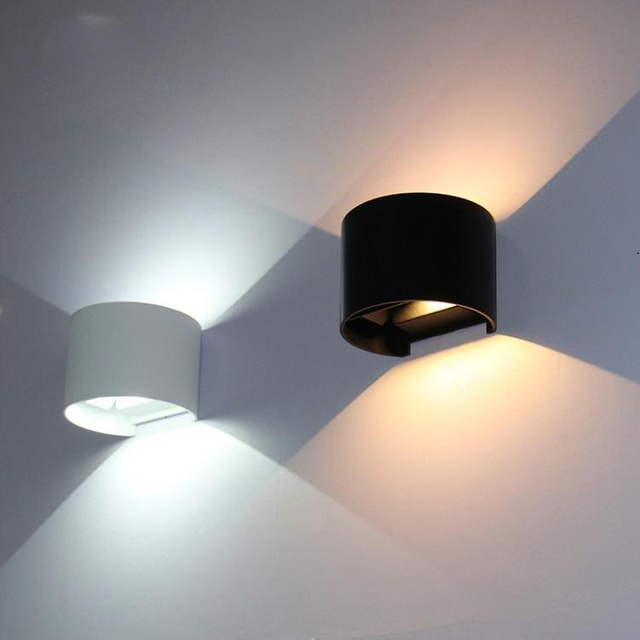 Nuovo articolo ad angolo regolabile Lampada da parete a led impermeabile 6W 12W per la casa all'aperto
