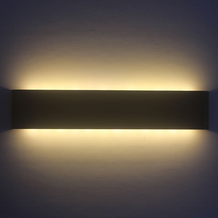 Nuova moderna lampada a LED in alluminio lampada da comodino lampada da parete camera bagno specchio luce Long Wave Black and White Shell
