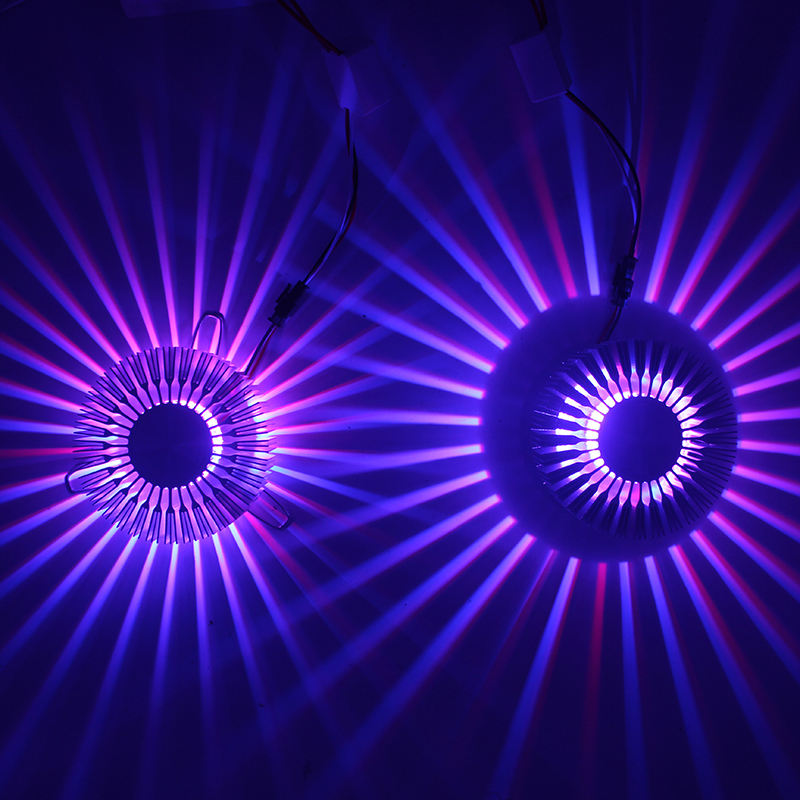 L'alluminio moderno della lampada da parete di 3W LED RGB ha condotto il riparo della parete di illuminazione AC85-265V Lampada del riparo di alta qualità
