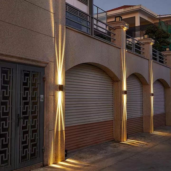 Lampada da parete a tre raggi a conchiglia nera da 6W IP65 applique da parete per esterni impermeabile Lampione da giardino Lampione stradale 