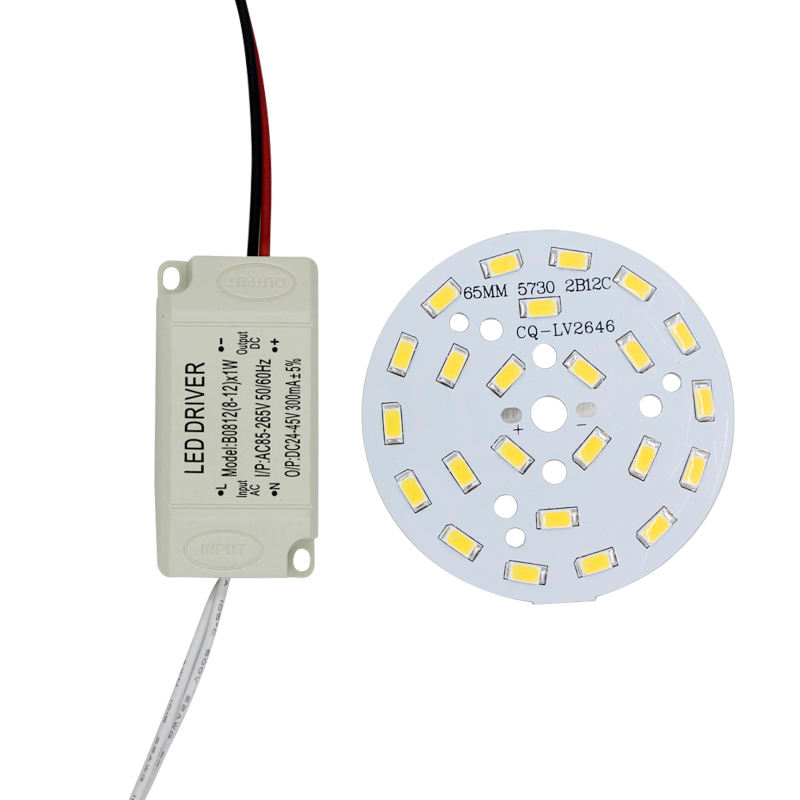 3W 5W 7W 9W 12W 15W 18W 24W SMD5730 Chip a diodi emettitori di luce + guscio in plastica Alimentatore per driver LED per plafoniera a LED