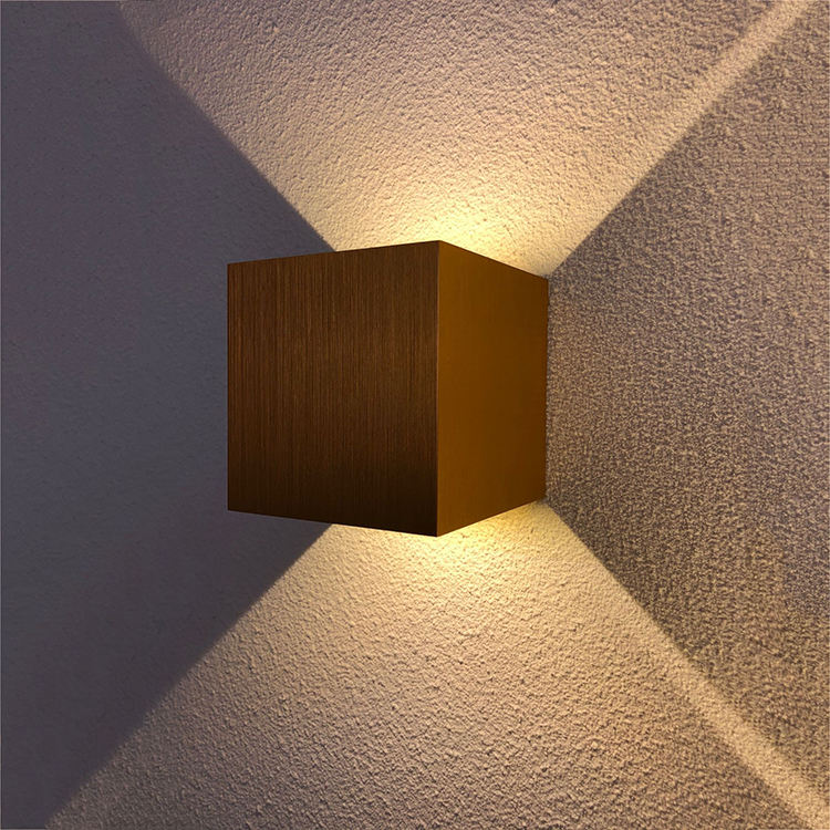 Regolabile IP65 impermeabile per interni ed esterni Cube Cob LED lampada da parete soggiorno camera da letto in alluminio su e giù per portico da giardino a led