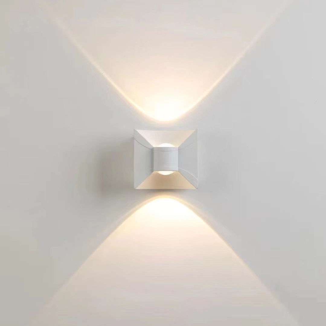 IP65 applique da parete a LED in alluminio RGB per esterni impermeabile recinzione da giardino lampada da parete per interni moda per camera da letto comodino soggiorno scale
