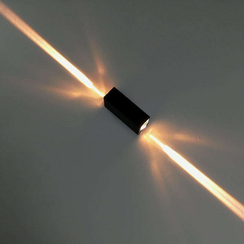 Nuova lampada da parete a LED Illuminazione da parete per corridoio impermeabile per esterni Illuminazione per esterni in alluminio