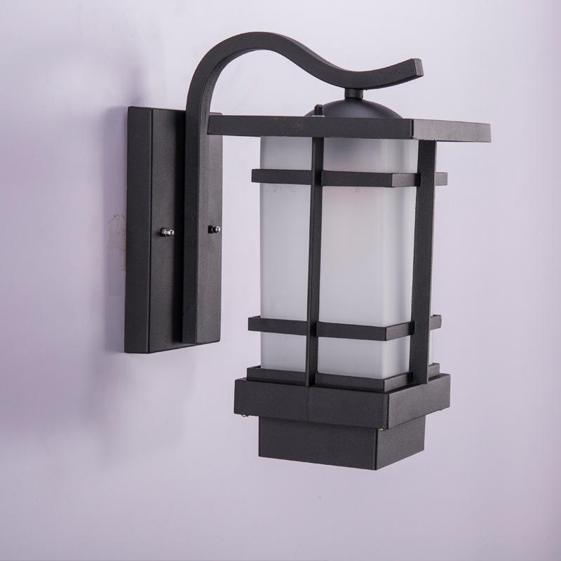 Nuova lampada da parete per esterni cinese semplice e moderna lampada da cortile creativa corridoio lampada da parete per balcone da parete esterna impermeabile manifattura