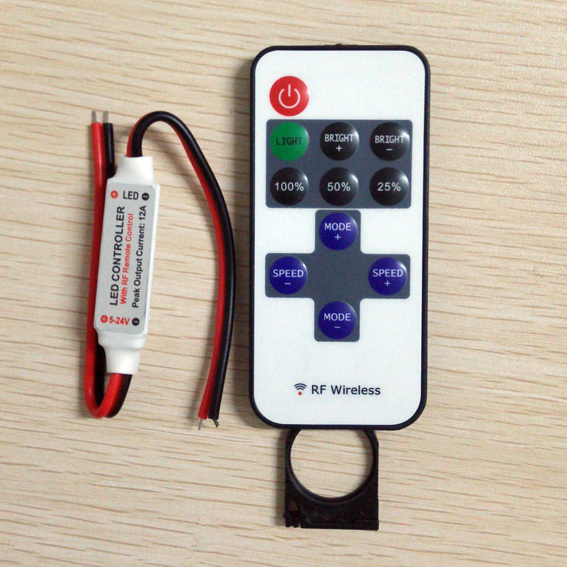 RF Wireless Remote Controller LED 12A 5V-24V LED RF Wireless Mini Remote Dimmer Controller per striscia LED con spedizione gratuita