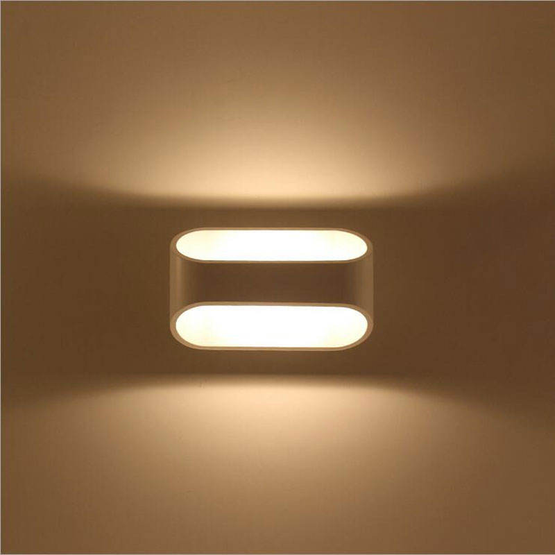Nuova lampada da parete RGB da 5 W su e giù per interni lampada a bacchetta LED applique da parete per la decorazione di case e hotel
