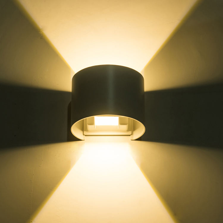 Il design impermeabile del semicerchio ha condotto l'illuminazione esterna della luce della parete 6W con il riparo della lampada della luce degli apparecchi di prezzo diretto della fabbrica