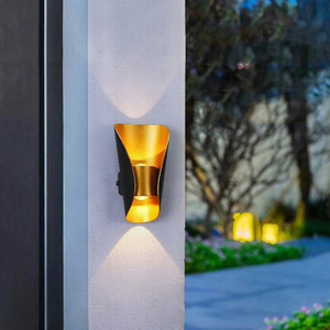 Applique da parete impermeabile di alta qualità per camera d'albergo Lampada da parete decorativa a led e moderna applique da esterno per interni