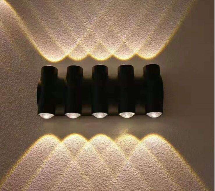 220v 110v Lampada da parete per esterni Giardino su e giù Applique da parete Impermeabile IP65 Decorazione domestica Illuminazione Portico Lampada per casa