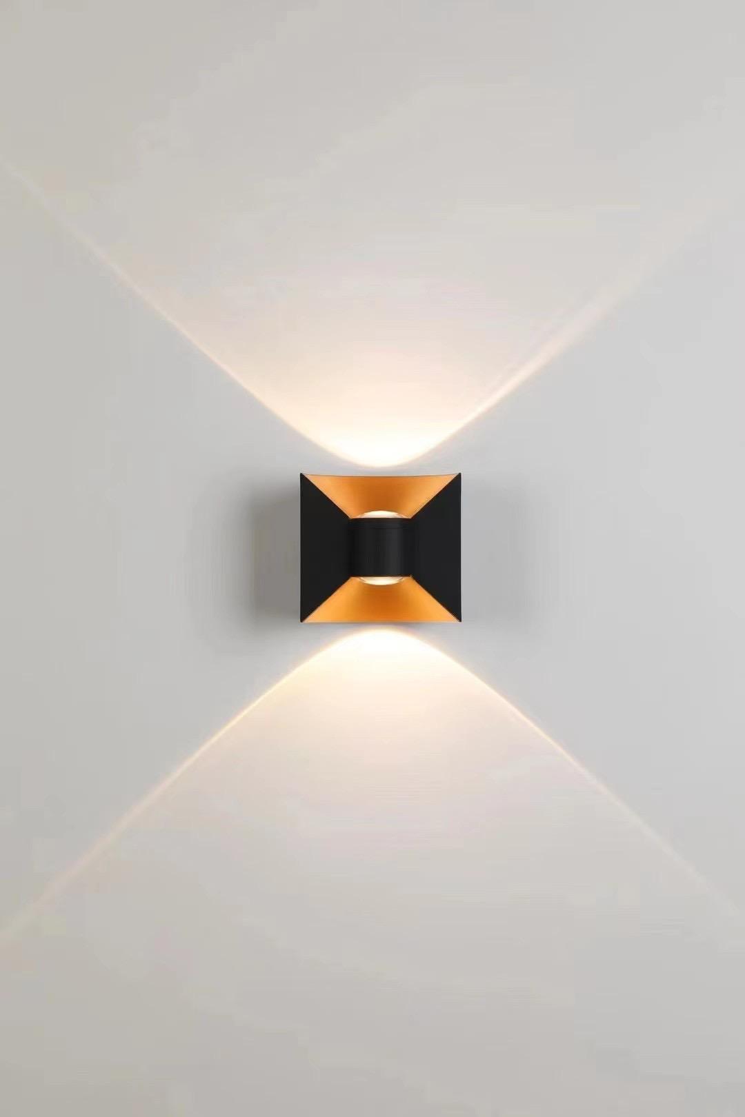 Lampada da parete ad arco da 6W 12W Lampada da parete a LED impermeabile Lampada da giardino per uso domestico Luci decorative Prezzo di fabbrica Alloggiamento in bianco e nero