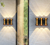 Nuova lampada da parete a LED nera impermeabile a striscia lunga per RGB Outdoor Balcone Portico in alluminio Applique da giardino Villa Applique da parete