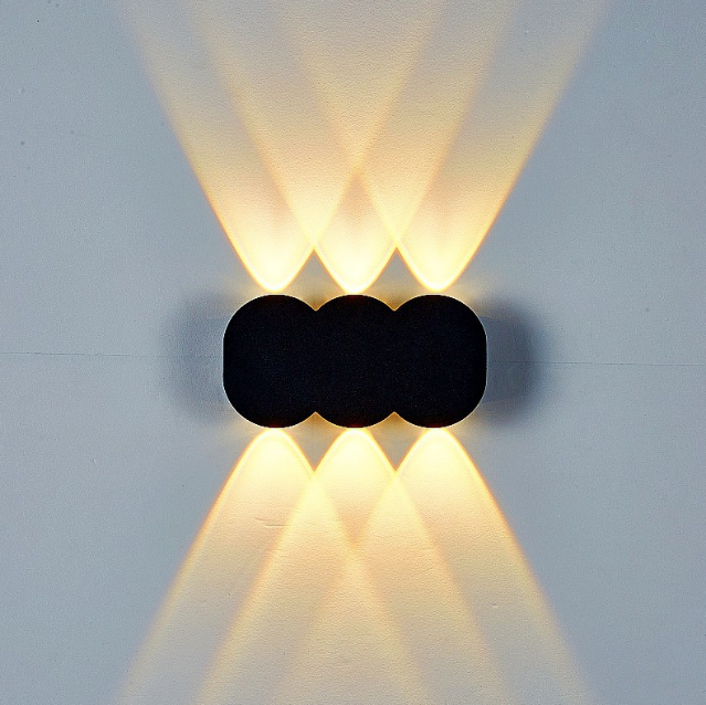 Lampada da parete moderna impermeabile esterna 4W LED IP65 alluminio su e giù applique da parete da giardino portico applique decorazione luce 110V 220V