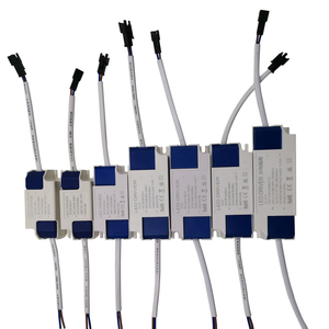 Driver con guscio in plastica led corrente prezzo all'ingrosso led driver Alimentatore DC 12v led driver 300mA convertitore 220 12 Adattatore