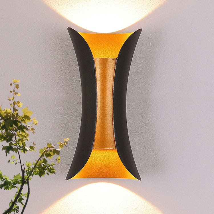 Nuova lampada da parete esterna impermeabile IP65 10W 12W applique da parete a LED per giardino Nordic Modern Bright Fixtures Decorate Art Restaurant
