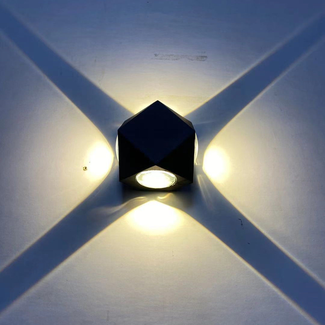 Lampada da parete impermeabile Guscio nero a forma di diamante 12W