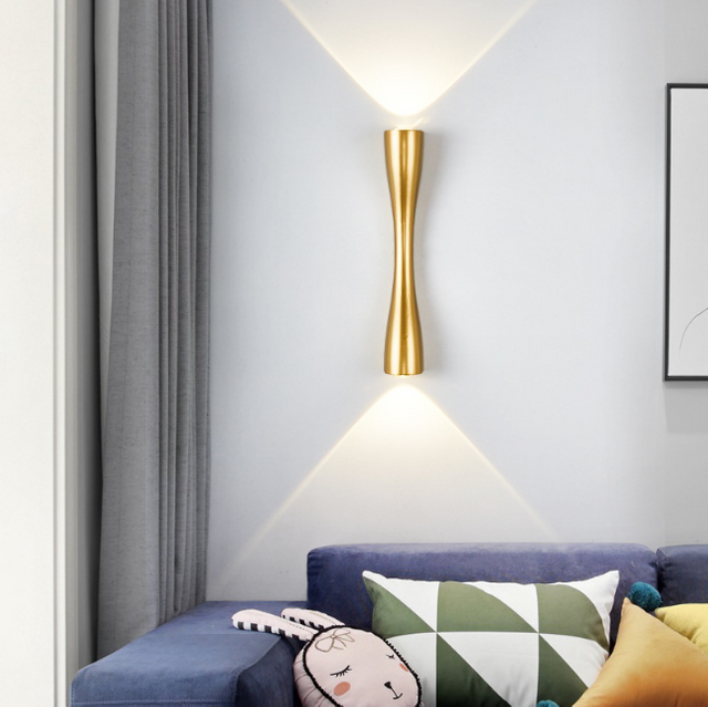 Lampada da parete di personalità nordica Semplice lampada da parete a led per soggiorno Lampada da parete per corridoio dell'hotel Illuminazione verso il basso